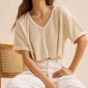 Altar’d State Green Ribbed Crop Pull on V-neck Top(Size Small)